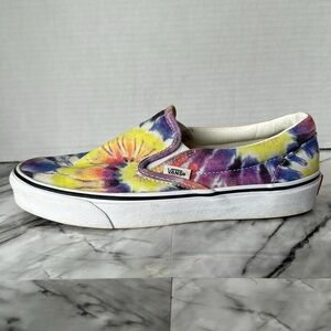 Vans classic slip on tie dyed sneaker shoes women’s 8.5